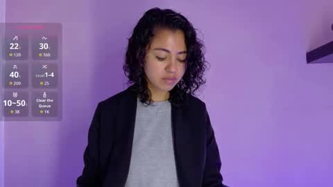 Snapshot of amarettho chatting on 09/30/25, 11:26 Emily online show from 09/30/25, 11:26