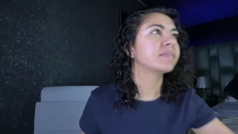 Snapshot of amarettho chatting on 11/26/25, 10:49 Emily online show from 11/26/25, 10:49