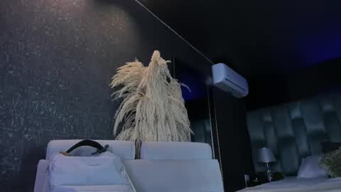 Emily online show from 02/23/26, 09:39