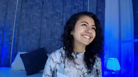 Snapshot of amarettho chatting on 06/08/26, 11:54 Emily online show from 06/08/26, 11:54