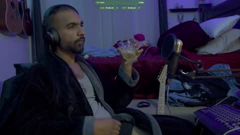 amateurhq online show from 01/10/26, 04:47