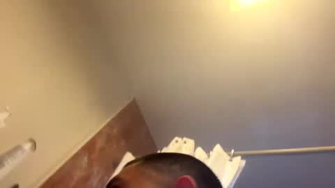 Snapshot of amature59 chatting on 12/15/24, 10:26 Jamesy online show from 12/15/24, 10:26