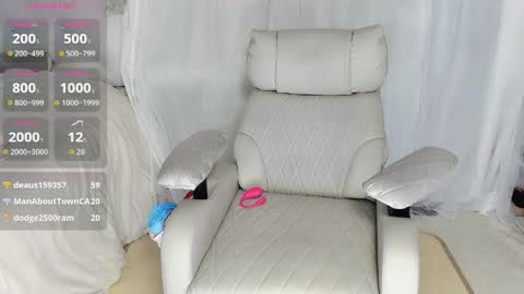 yooo online show from 04/11/26, 07:45