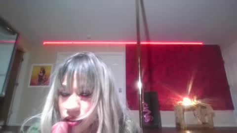 amayamillarodriguez online show from 02/13/25, 04:43