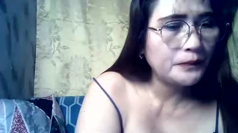 amazing angel online show from 11/04/25, 09:03