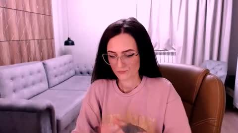 Izza online show from 12/22/25, 01:30