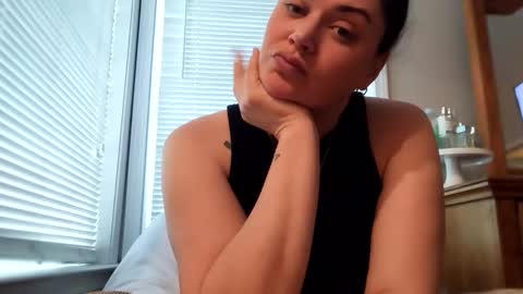 amazonnnnn33 online show from 01/18/26, 07:06