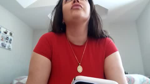 amazonnnnn33 online show from 02/04/26, 03:07