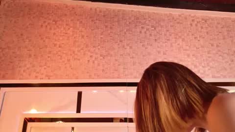 Julieta  online show from 09/29/25, 11:37