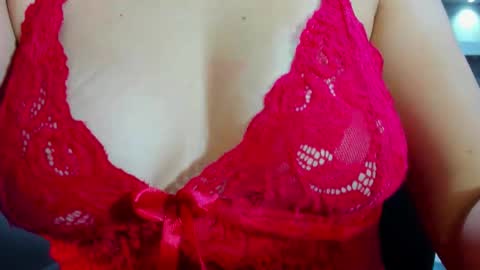 Ambar  online show from 10/06/25, 12:13