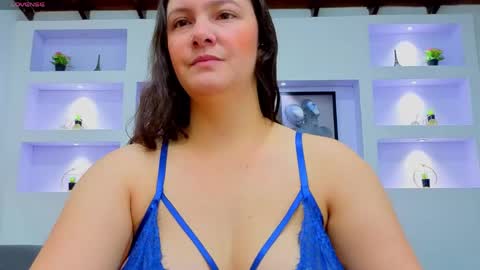 Snapshot of ambar_sex10 chatting on 06/05/26, 11:38 Ambar online show from 06/05/26, 11:38