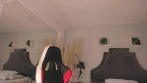 Ambar online show from 04/06/26, 04:10