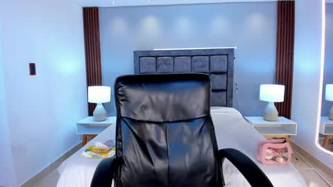 Ambar  Everyday From 0530 to 1430 Col Time online show from 01/29/25, 07:43