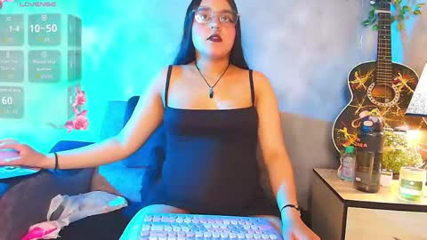 ambardevon_x online show from 05/01/26, 08:24
