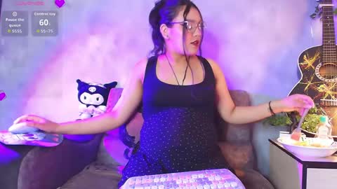 ambardevon_x online show from 05/20/26, 08:26