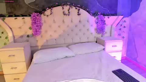 Ambar Dupont online show from 06/10/26, 06:01