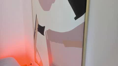 ambarevans_ online show from 12/05/25, 11:52