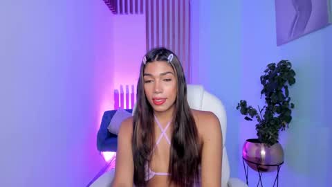 Snapshot of ambarfox1 chatting on 02/08/25, 12:28 Ambar online show from 02/08/25, 12:28