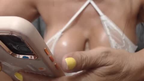 Snapshot of ambarhil chatting on 01/17/25, 07:16 Ambar online show from 01/17/25, 07:16