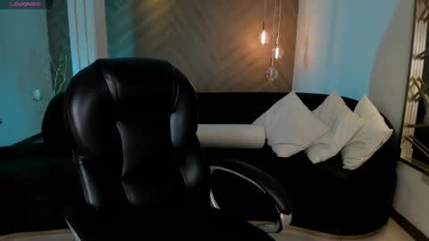 Ambar  online show from 10/17/25, 10:29