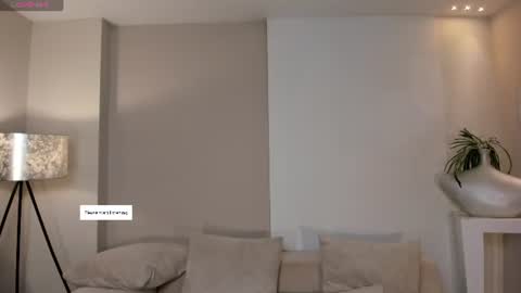 Snapshot of ambarjames_ chatting on 07/03/26, 10:54 Ambar online show from 07/03/26, 10:54
