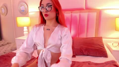 AmbarSantany  online show from 12/17/24, 09:38