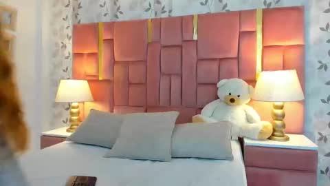 AmbarSantany  online show from 10/18/25, 10:21