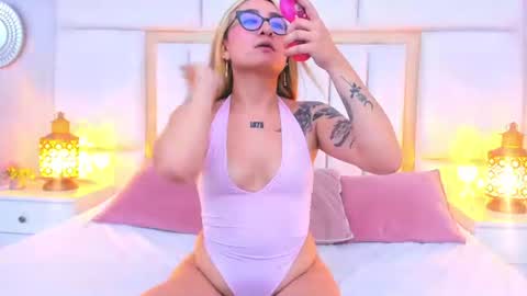 AmbarSantany  online show from 07/17/26, 10:14