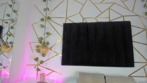 Amber online show from 01/30/25, 07:37