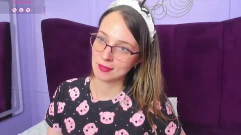 Snapshot of ambeerrwood_ chatting on 03/02/25, 05:47 . Amber Wood . online show from 03/02/25, 05:47