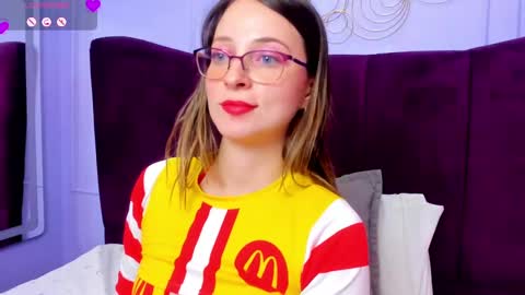 Snapshot of ambeerrwood_ chatting on 03/09/25, 02:54 . Amber Wood . online show from 03/09/25, 02:54