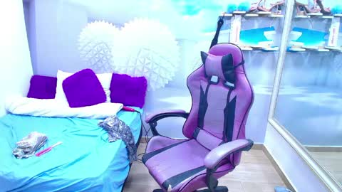 Snapshot of ambel_rose chatting on 05/01/26, 01:32 ambel_rose online show from 05/01/26, 01:32