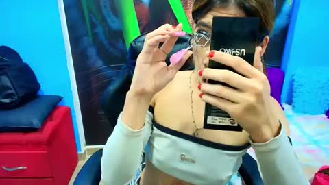 Snapshot of ambel_rose chatting on 06/08/26, 03:18 ambel_rose online show from 06/08/26, 03:18