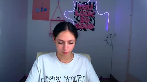 Snapshot of amber__r chatting on 07/01/26, 05:20 Amber online show from 07/01/26, 05:20
