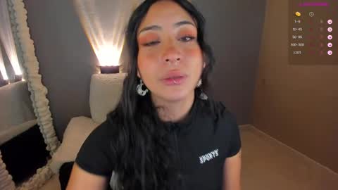 amber_curly online show from 12/03/24, 05:01