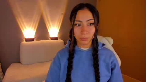 amber_curly online show from 02/13/25, 11:15