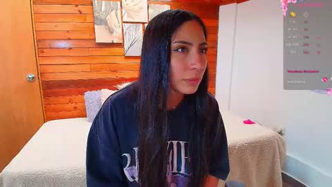 amber_curly online show from 10/02/25, 07:43