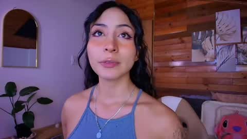 amber_curly online show from 04/21/26, 08:34