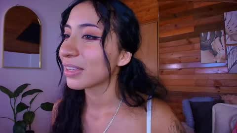 amber_curly online show from 05/27/26, 01:57