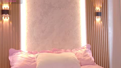 Amber online show from 02/21/26, 01:12