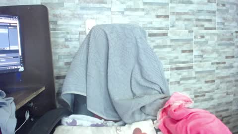 Snapshot of amber_kholin chatting on 02/02/25, 02:59 scarlett online show from 02/02/25, 02:59