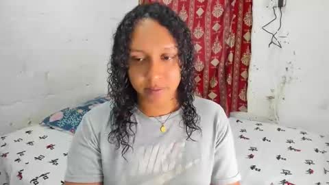 Snapshot of amber_lee20 chatting on 12/23/25, 03:37 LUISA online show from 12/23/25, 03:37