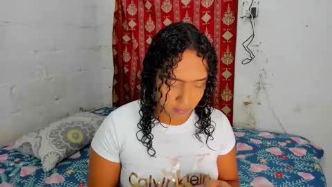 Snapshot of amber_lee20 chatting on 02/07/26, 06:44 LUISA online show from 02/07/26, 06:44