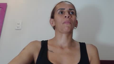 Amber Moore online show from 11/05/25, 12:21