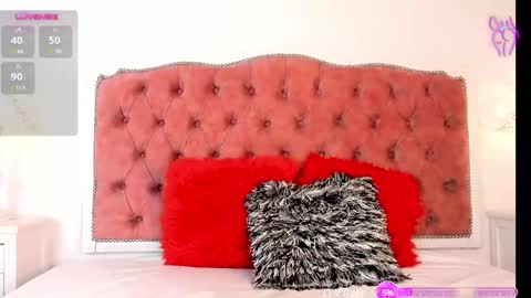 Snapshot of amber_roose75 chatting on 02/26/25, 12:14 julieta  online show from 02/26/25, 12:14