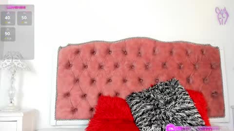 Snapshot of amber_roose75 chatting on 02/27/25, 12:02 julieta  online show from 02/27/25, 12:02