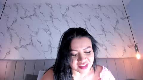 Amber online show from 11/21/25, 10:41