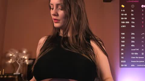 amber_tender_ online show from 04/14/26, 01:55