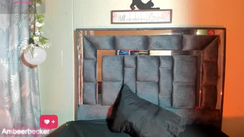 Amber  online show from 02/28/25, 01:15