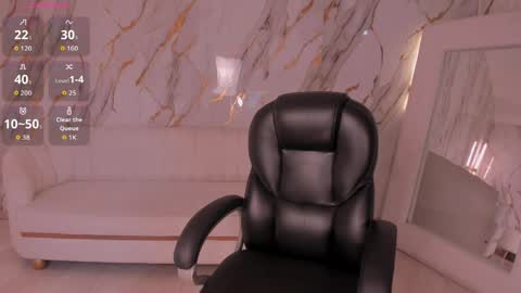 Amber  online show from 04/18/26, 08:20